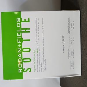 Rodan + Fields soothe